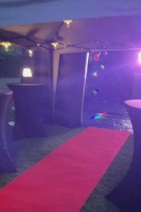 Boite de nuit gonflable