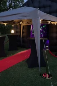 Boite de nuit gonflable